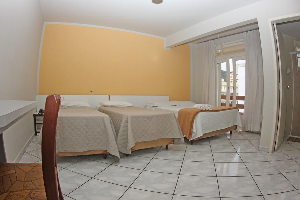 Atlantico Sul Hotel Laguna Room photo